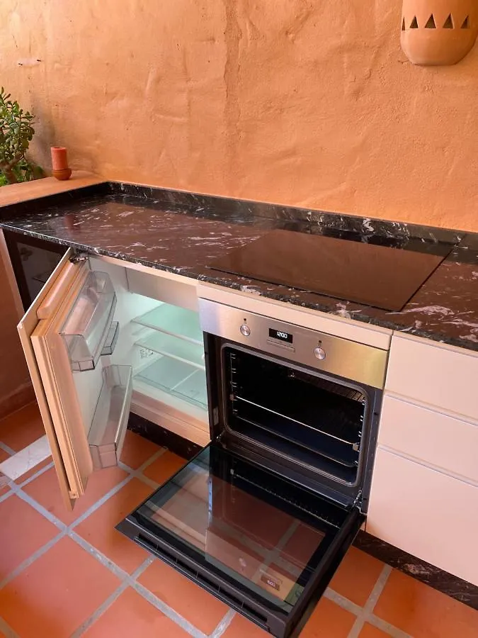 Studio Private Wing Estepona