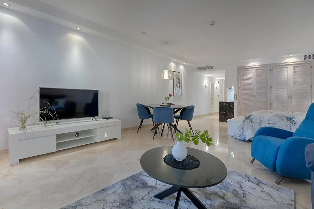 ***** Hotel Studio Private Wing Estepona Spain